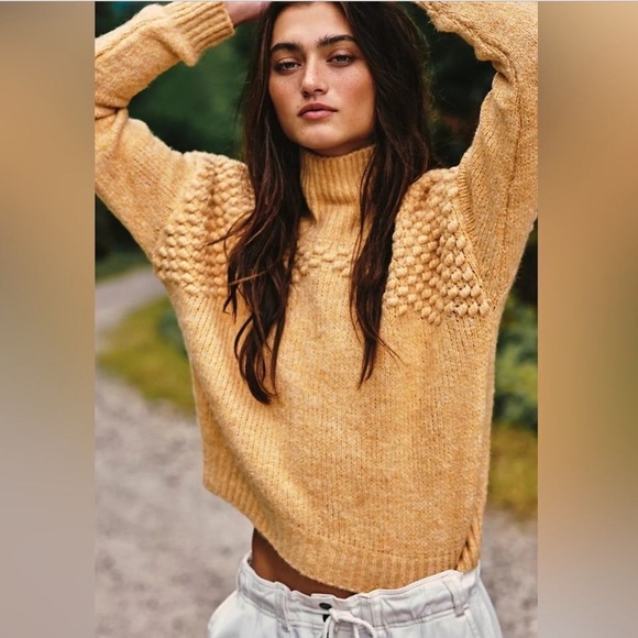 Free People Sweaters - Free People Bradley Pullover Turtleneck Sweater in Carmel Heather Sz XS